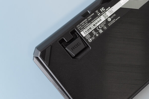Модульная клавиатура без недочётов геймерской механики. Обзор ASUS ROG Claymore II