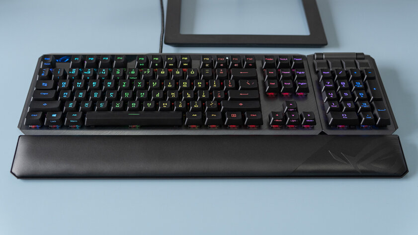 Модульная клавиатура без недочётов геймерской механики. Обзор ASUS ROG Claymore II