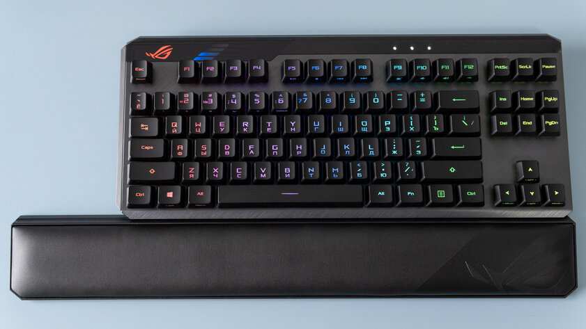 Модульная клавиатура без недочётов геймерской механики. Обзор ASUS ROG Claymore II