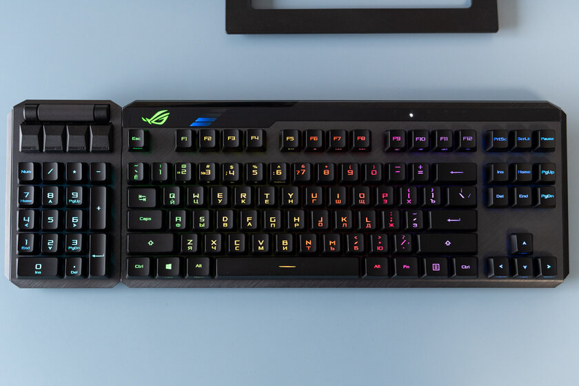 Модульная клавиатура без недочётов геймерской механики. Обзор ASUS ROG Claymore II