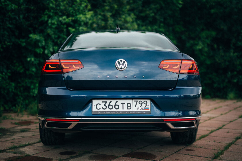 Классика Volkswagen на каждый день. Тест-драйв Passat 2021