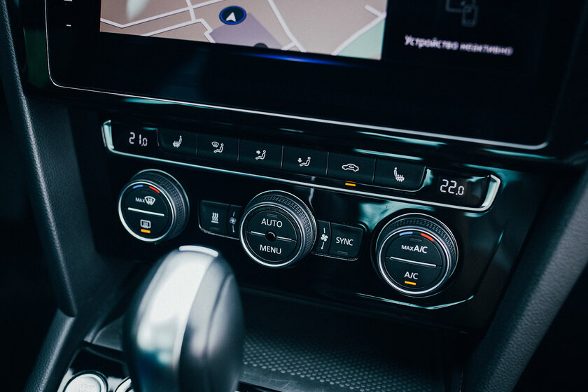 Классика Volkswagen на каждый день. Тест-драйв Passat 2021