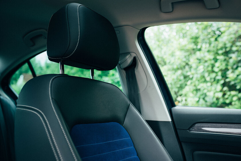 Классика Volkswagen на каждый день. Тест-драйв Passat 2021