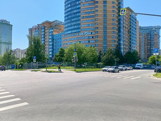 Лучший смартфон для отпуска: обзор Realme С25 с рекордной батареей и мощной начинкой