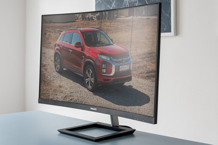 Игровой монитор в офисном обличии. Обзор Philips 322E1C