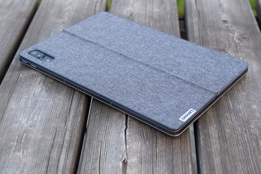 Опыт использования Lenovo Tab P11 Pro: клавиатура, чехол и стилус в комплекте — Внешний вид и эргономика. 2