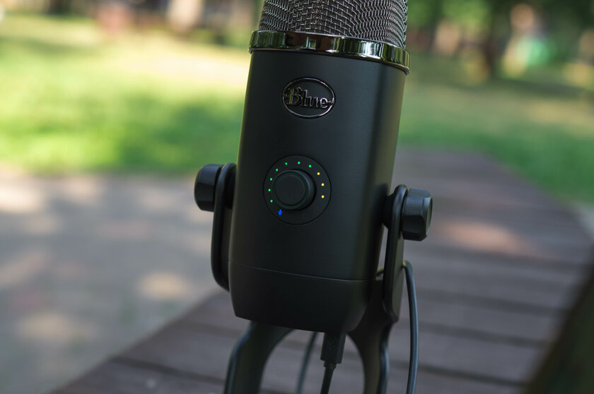 Строго и профессионально: обзор микрофона Blue Yeti X