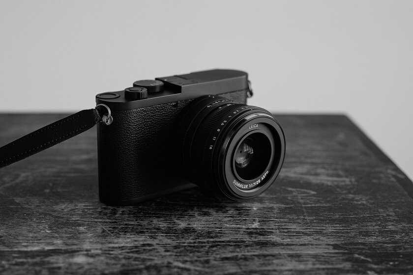 Чёрно-белый мир глазом премиального фотоаппарата. Обзор Leica Q2 Monochrom