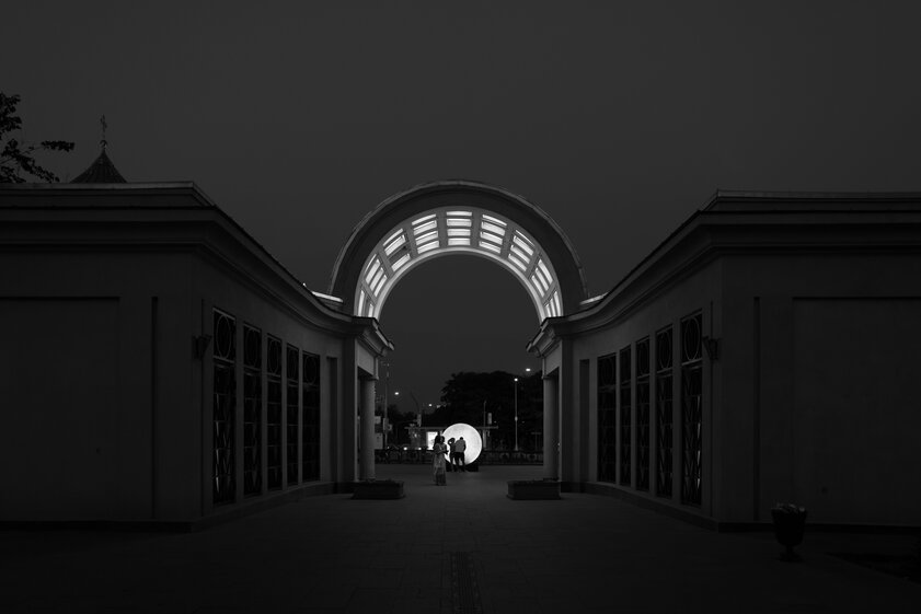 Чёрно-белый мир глазом премиального фотоаппарата. Обзор Leica Q2 Monochrom