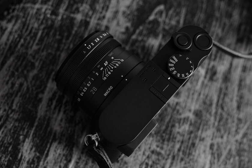 Чёрно-белый мир глазом премиального фотоаппарата. Обзор Leica Q2 Monochrom