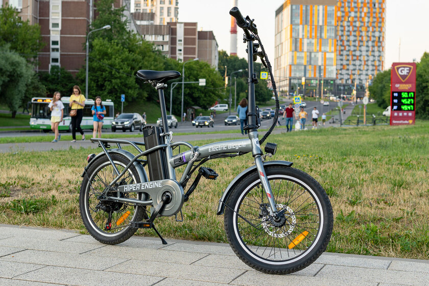 Складной и компактный электровелосипед идеален для города? Обзор HIPER Engine BF200