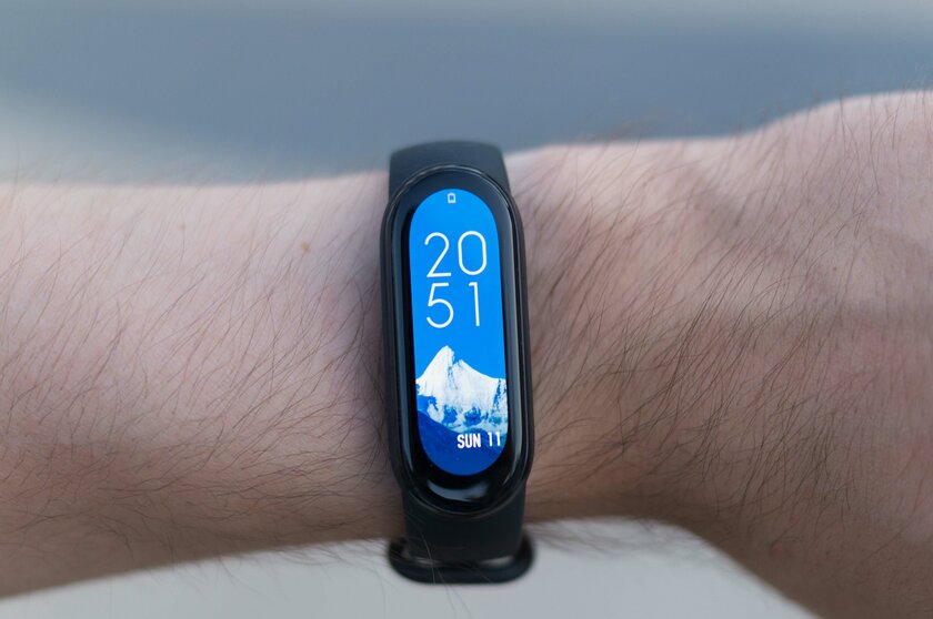 Mi Band 6 спустя 3 месяца: у Xiaomi наконец получился идеальный браслет? Опыт использования — Внешний вид и эргономика. 7