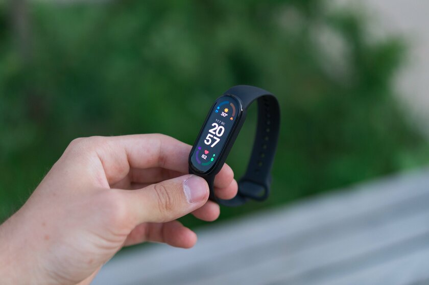 Mi Band 6 спустя 3 месяца: у Xiaomi наконец получился идеальный браслет? Опыт использования — Внешний вид и эргономика. 8