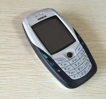 10 легендарных смартфонов Nokia на Symbian. Раньше мобильники были разнообразными