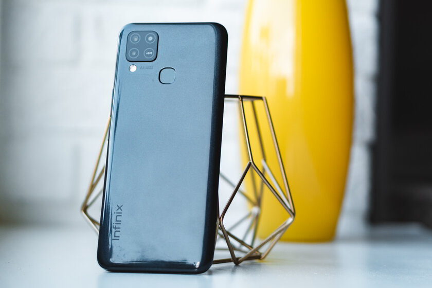 Infinix Hot 10s спустя 2 недели: полный обзор новинки