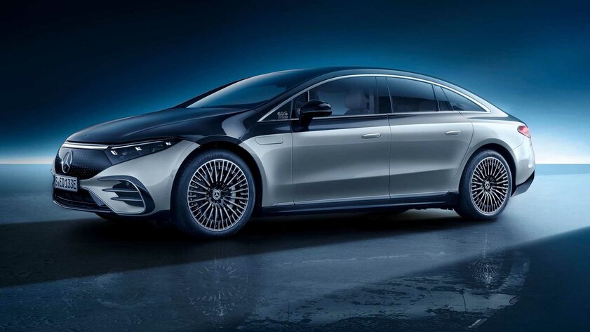 Mercedes-Benz EQS поступит в продажу с платными функциями по подписке