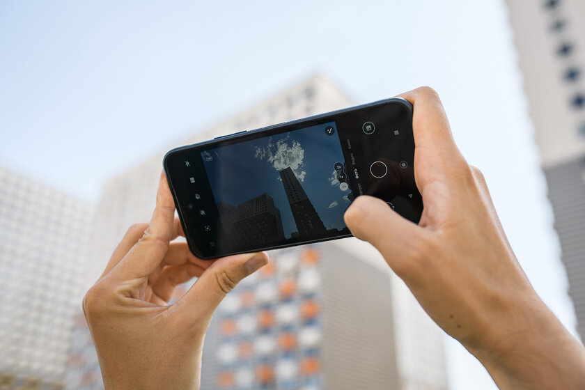 Неубиваемые Nokia возвращаются: первый в России обзор Nokia XR20
