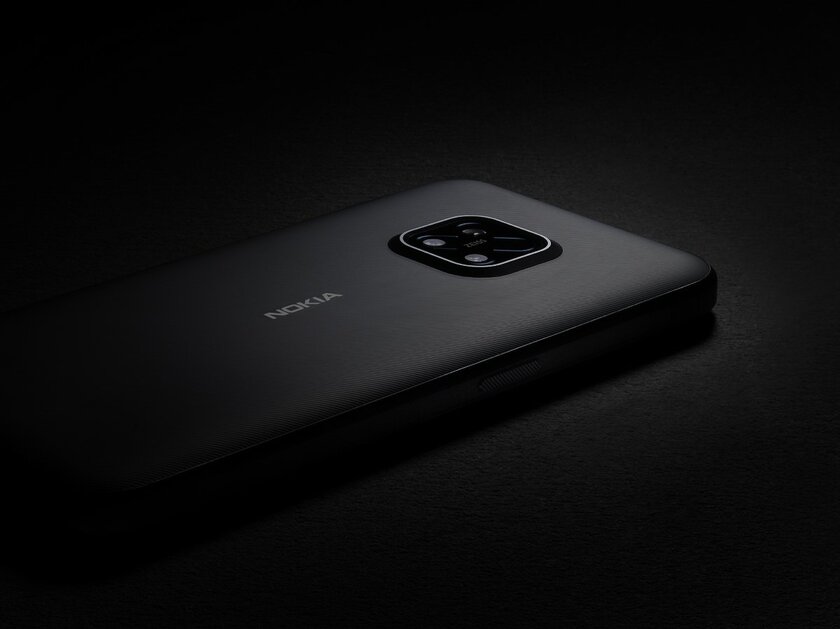 Неубиваемый смартфон, легендарный кнопочник и не только: Nokia выпустила в России сразу три новинки