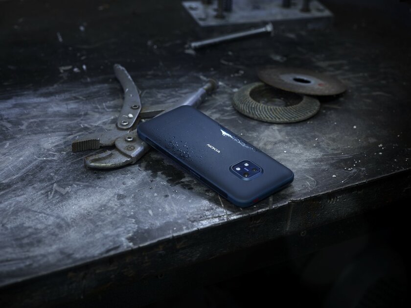 Неубиваемый смартфон, легендарный кнопочник и не только: Nokia выпустила в России сразу три новинки