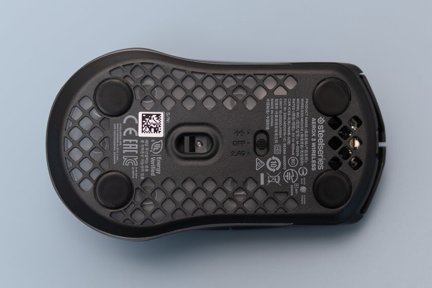 Дырчатый корпус — не элемент дизайна, а гениальное решение. Обзор SteelSeries Aerox 3 Wireless