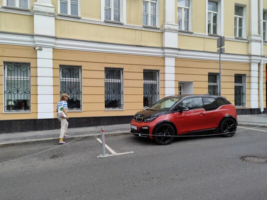 Спорткар в мире смартфонов: протестировал Realme GT и не остался равнодушным — Камера. 1