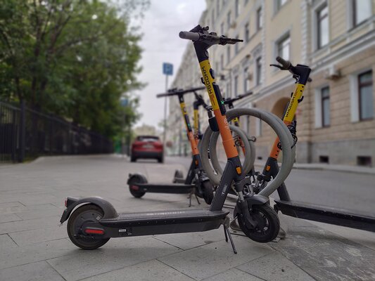 Спорткар в мире смартфонов: протестировал Realme GT и не остался равнодушным — Камера. 18