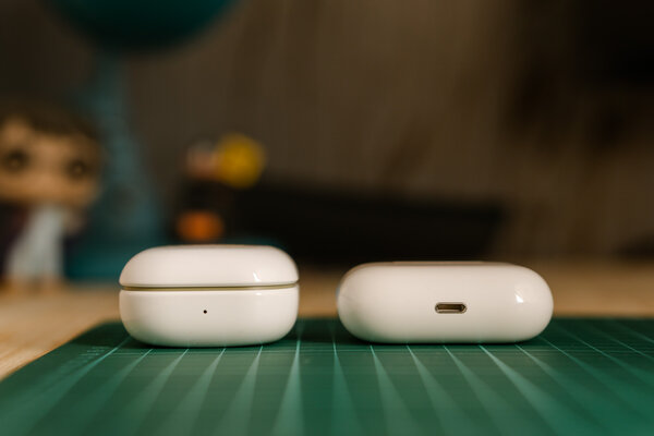 Эти наушники гораздо дешевле, чем должны стоить. Обзор Samsung Galaxy Buds 2 — Дизайн. 4
