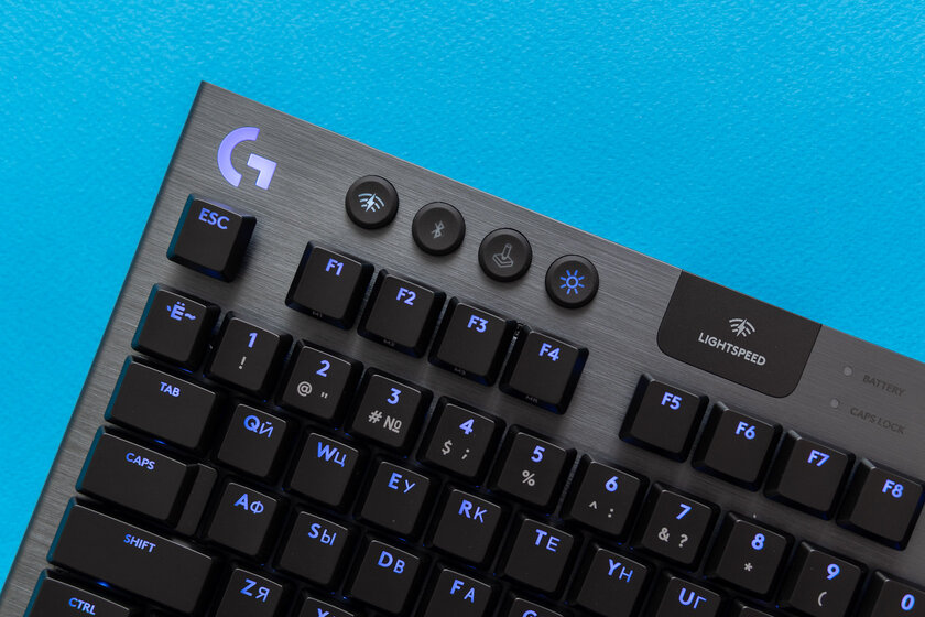 Миниатюрная, но игровая механика с необычными дополнениями. Обзор Logitech G915 TKL