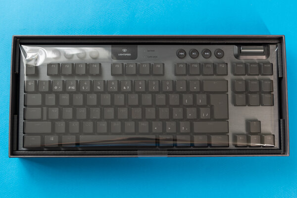 Миниатюрная, но игровая механика с необычными дополнениями. Обзор Logitech G915 TKL — Отзыв после двух недель использования. 3