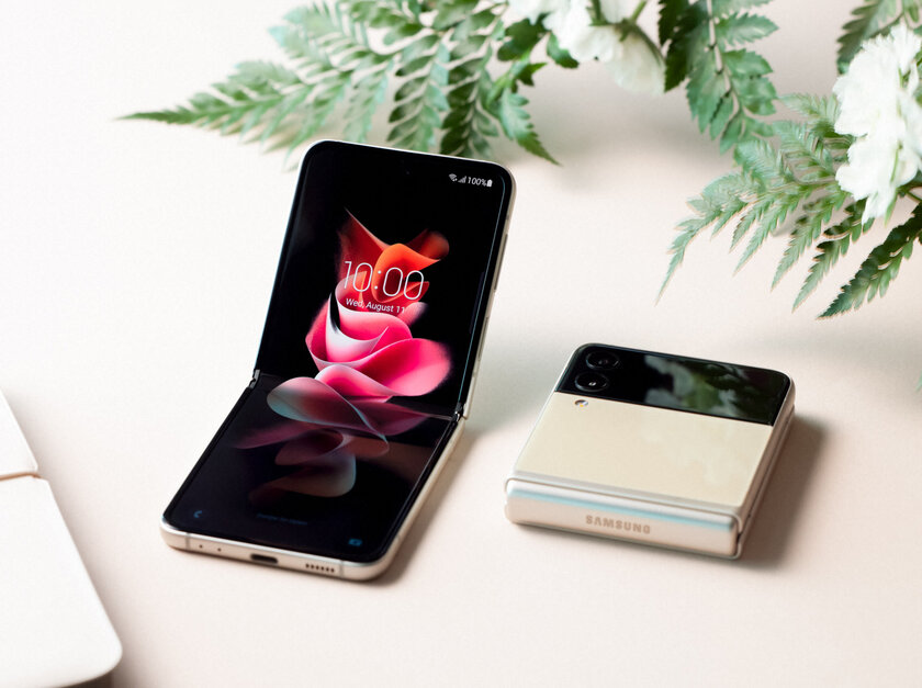 Представлен Samsung Galaxy Z Flip 3: новая раскладушка с гибким дисплеем оказалась дешевле предшественника