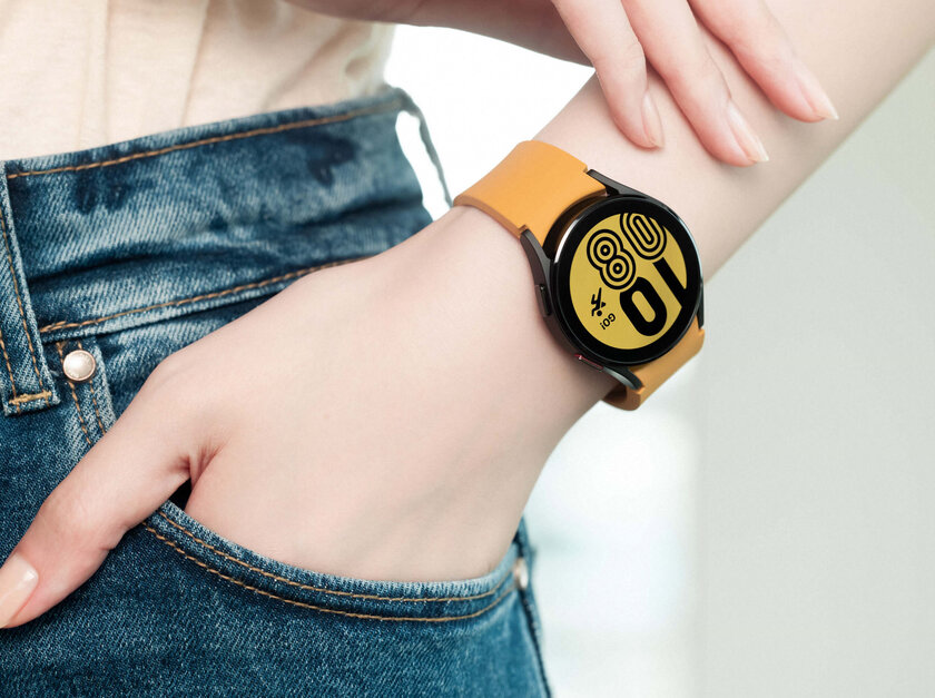 Samsung представила Galaxy Watch 4 с новым датчиком «три-в-одном»