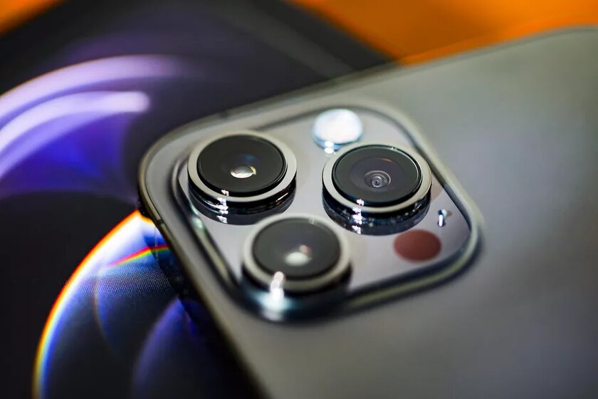 Опубликованы главные подробности об iPhone 13: ИИ-фильтры, ProRes и портретный режим для видео