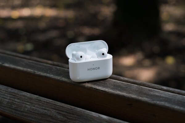 Если искали недорогие, но хорошие TWS-наушники. Обзор HONOR Earbuds 2 Lite