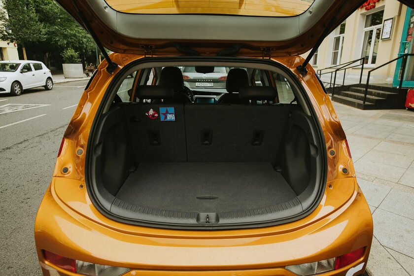 Народный тест-драйв Chevrolet Bolt: по полочкам все плюсы и минусы от реального владельца