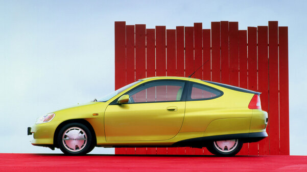 10 авто прошлого, опередивших технологии своего времени. Citroen сделал революцию