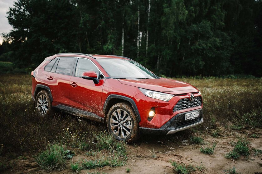 Бестселлер от Toyota, но есть вопросы. Тест-драйв RAV4 (2020) — Опыт вождения. 6