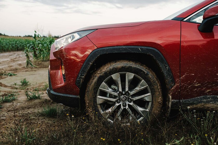 Бестселлер от Toyota, но есть вопросы. Тест-драйв RAV4 (2020) — Опыт вождения. 7