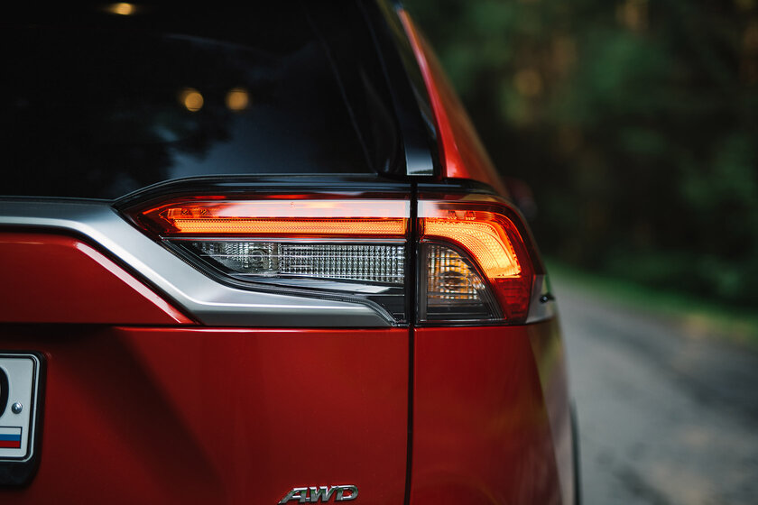 Бестселлер от Toyota, но есть вопросы. Тест-драйв RAV4 (2020) — Отзыв. 2