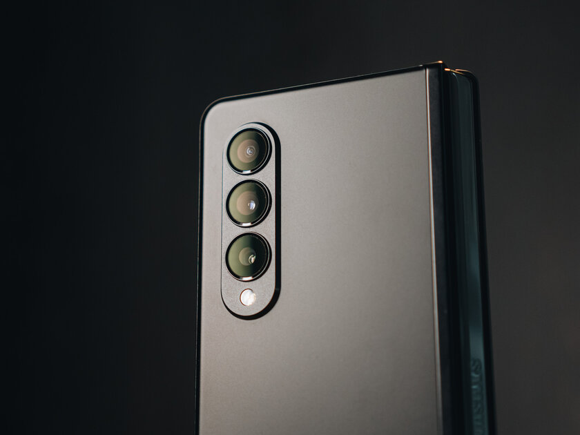 Хожу неделю с новым складным смартфоном Samsung, и… он удобен. Обзор Galaxy Z Fold 3 — Дизайн. 4