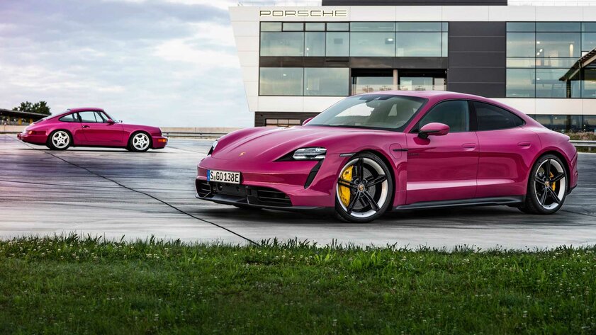 Porsche Taycan научился парковаться без водителя и обзавёлся Android Auto (да, его не было)