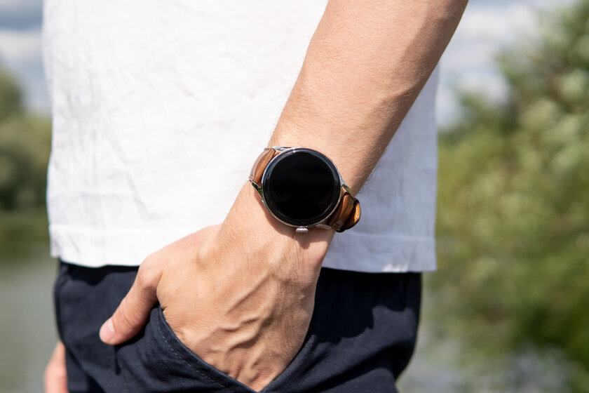HarmonyOS пошла на пользу. Обзор Huawei Watch 3 после месяца использования — Особенности внешнего вида. 1