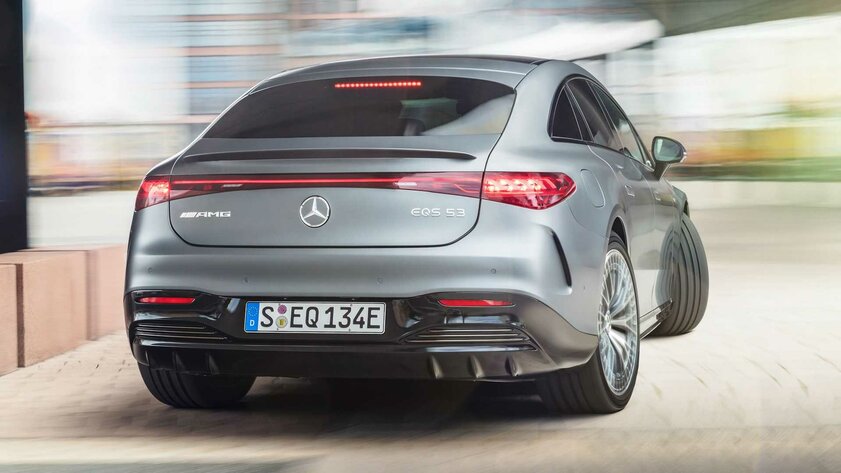 Mercedes-Benz представила пять электрокаров: от убийцы Tesla до кроссовера от Maybach