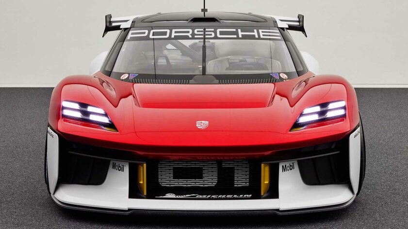 Porsche представила Mission R: гоночный электрокар на 1088 лошадей с нулевым вредом для экологии