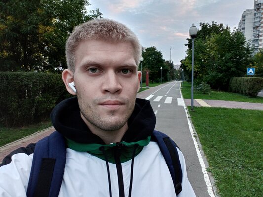 Бюджетный смартфон с рекордной автономностью и мощным процессором. Тестирую Realme C25s