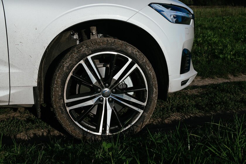 Экстаз электродвигателя и ДВС. Тест-драйв плагин-гибрида Volvo XC60 Recharge (2021) — Технологии. 4