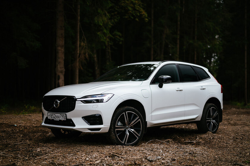 Экстаз электродвигателя и ДВС. Тест-драйв плагин-гибрида Volvo XC60 Recharge (2021) — Интерьер и экстерьер. 2