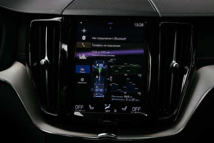 Экстаз электродвигателя и ДВС. Тест-драйв плагин-гибрида Volvo XC60 Recharge (2021) — Интерьер и экстерьер. 12