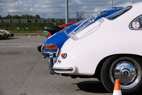 Провели день на Porsche Sportscar Together Day 2021
