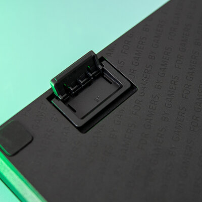 Эту клавиатуру можно (и нужно!) кастомизировать. Обзор Razer Huntsman V2 TKL — Внешний вид и удобство. 6