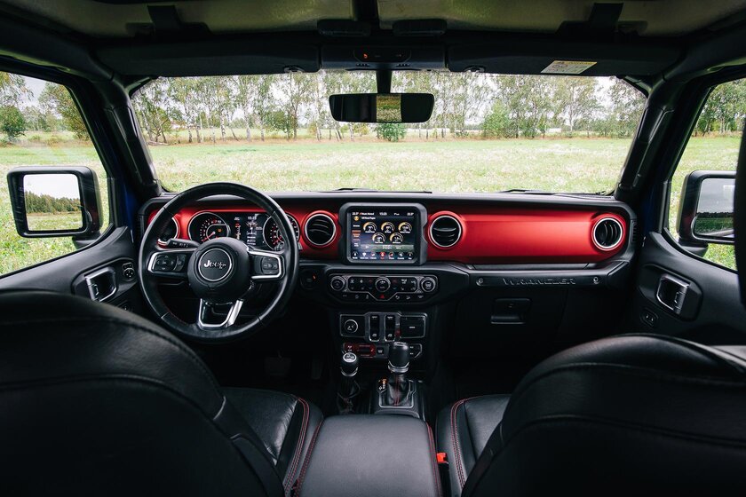 Самый. Настоящий. Джип! Проехал 2 000 км на Jeep Wrangler Rubicon (2018) и делюсь впечатлениями — Интерьер. 54